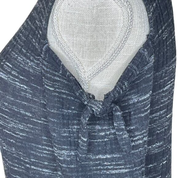 LUCKY BRAND Cold Shoulder Top - Size Medium - Picture 6 of 7